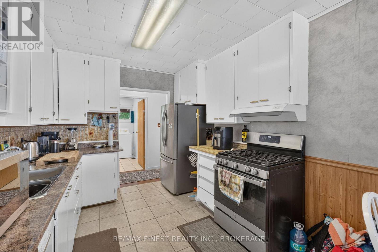 1067 Island View Lane E, Frontenac, Ontario  K0H 2K0 - Photo 12 - X13695486
