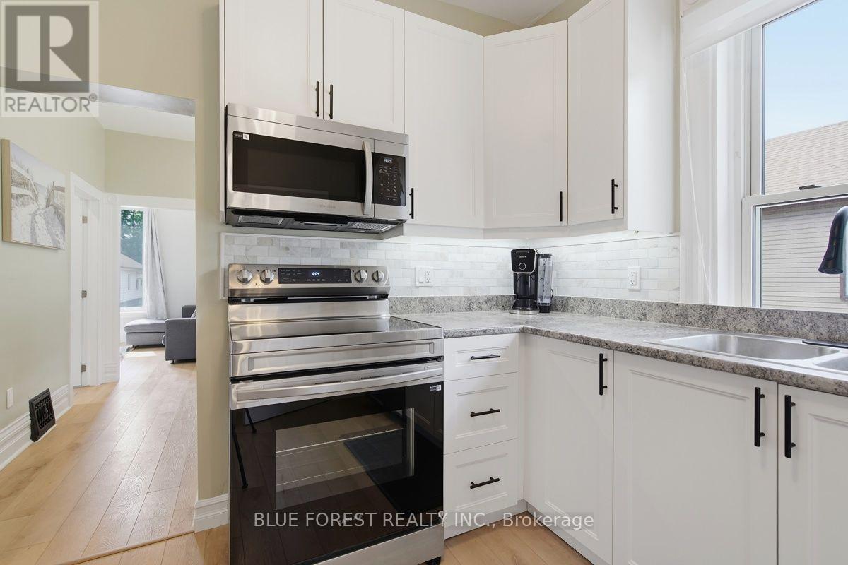 1054 Florence Street, London East, Ontario  N5W 2M8 - Photo 17 - X13695420