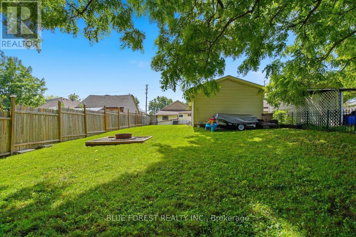 1054 Florence Street, London East, Ontario  N5W 2M8 - Photo 30 - X13695420