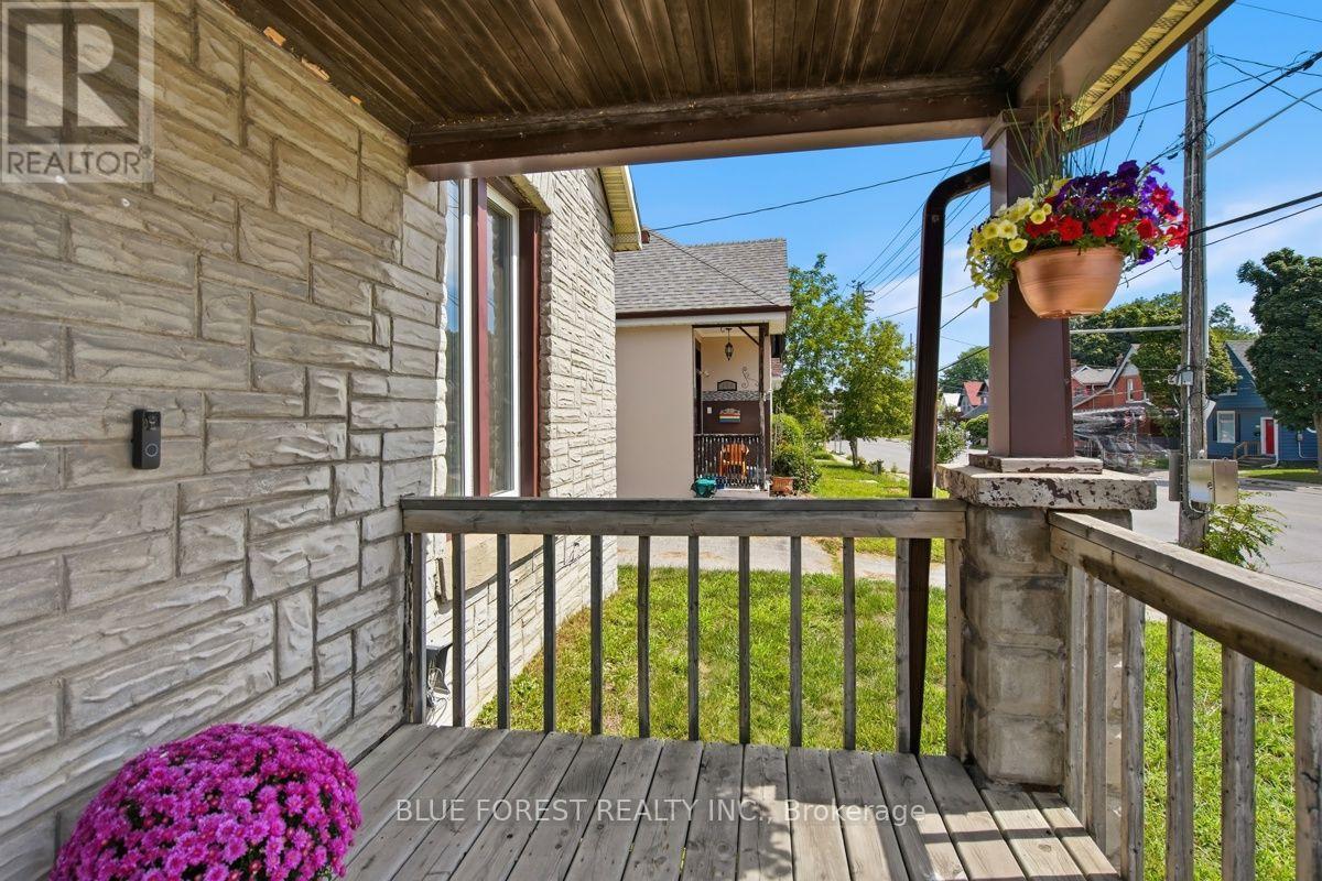 1054 Florence Street, London East, Ontario  N5W 2M8 - Photo 5 - X13695420