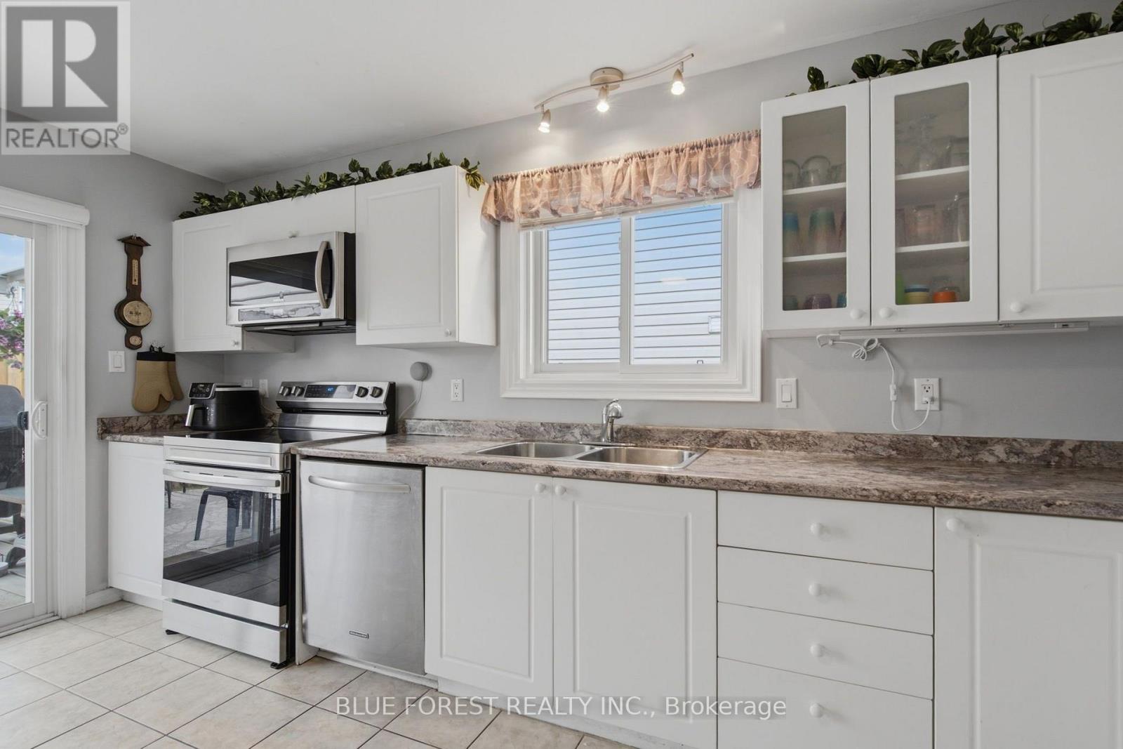 28 - 335 Lighthouse Road, London South, Ontario  N6M 1J8 - Photo 13 - X13695490