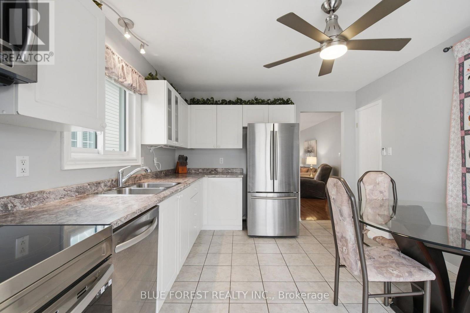 28 - 335 Lighthouse Road, London South, Ontario  N6M 1J8 - Photo 17 - X13695490