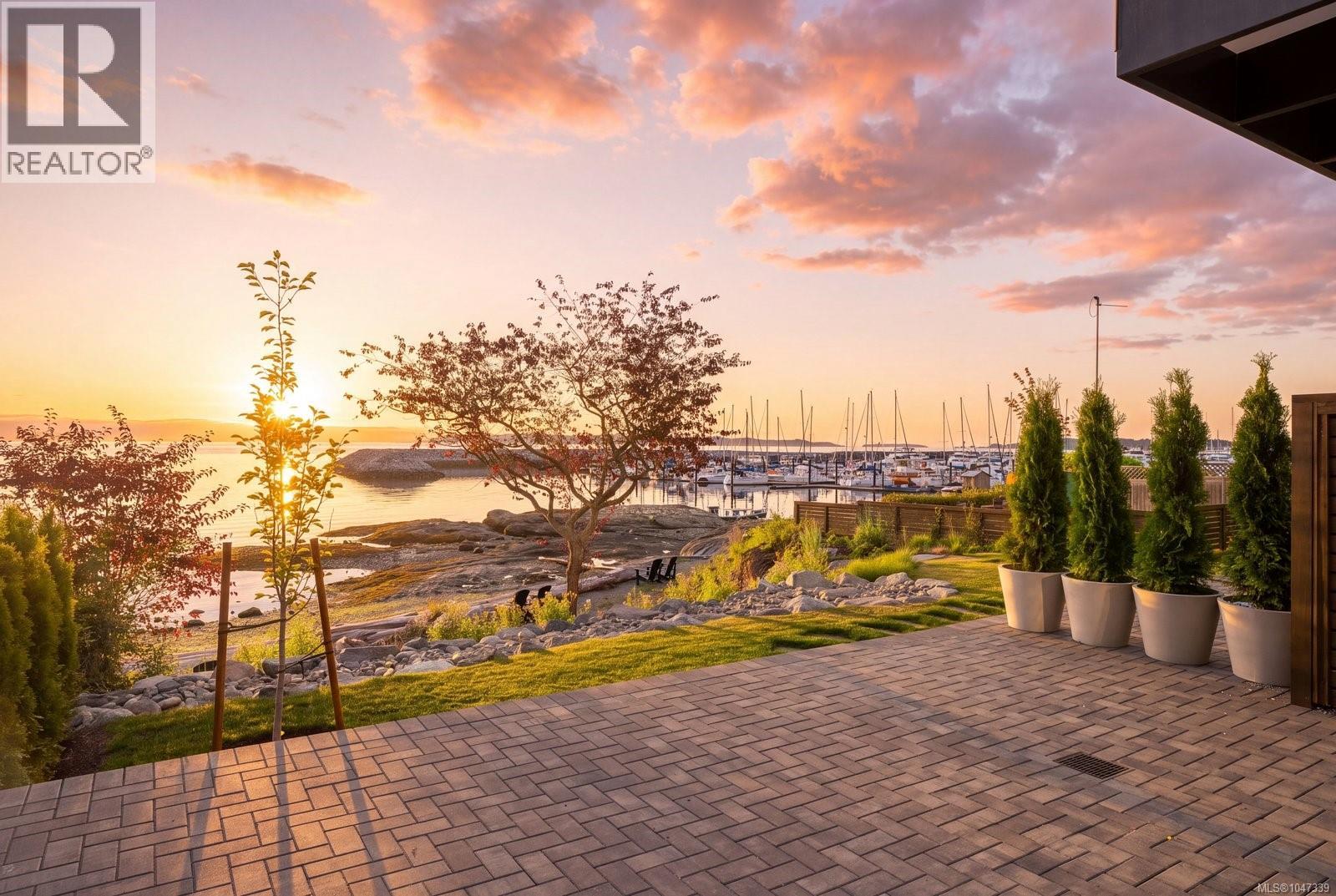 3 2525 Rothesay Ave, Sidney, British Columbia  V8L 2B9 - Photo 22 - 1047339