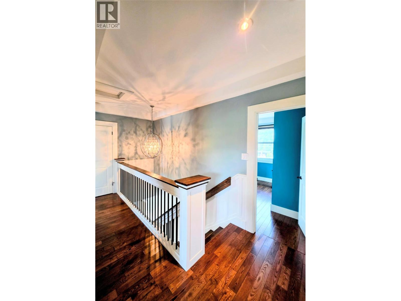 602 5 Avenue, Fernie, British Columbia  V0B 1M0 - Photo 14 - 10396126