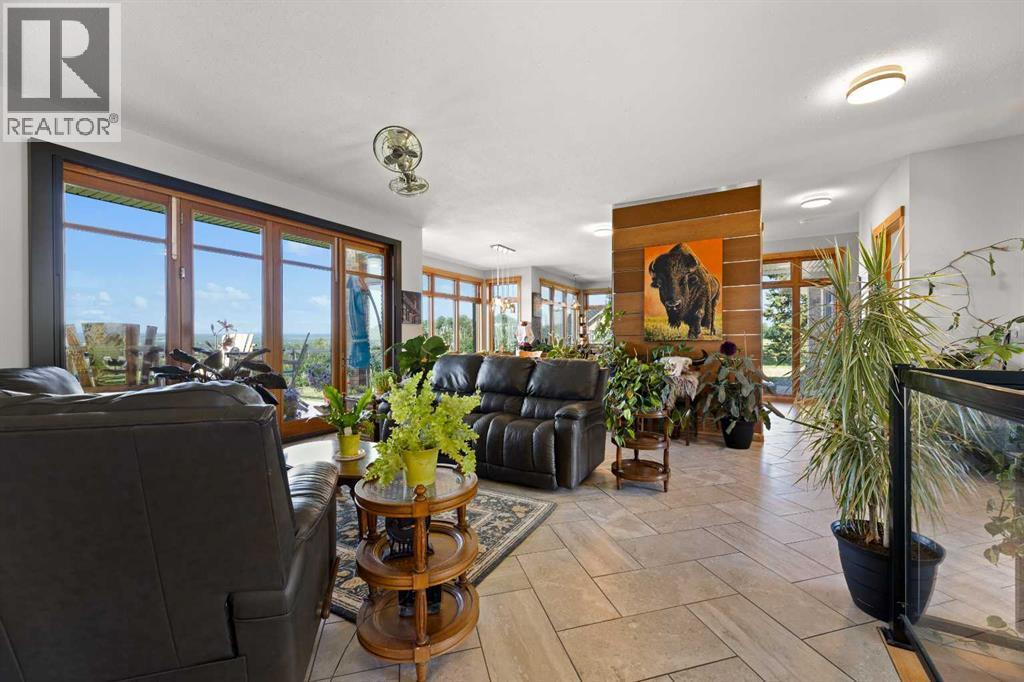 6029 Township Road 332, Rural Mountain View County, Alberta  T0M 1X0 - Photo 22 - A2327557