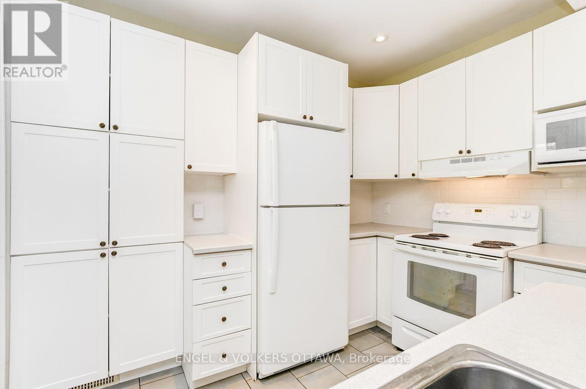 475 Golden Avenue, Ottawa, Ontario  K2A 2E4 - Photo 14 - X13695488