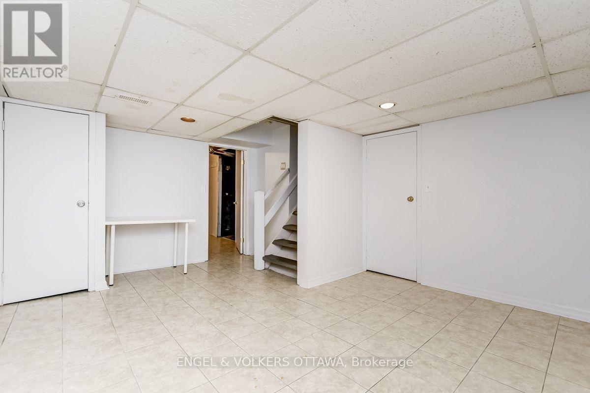 475 Golden Avenue, Ottawa, Ontario  K2A 2E4 - Photo 24 - X13695488