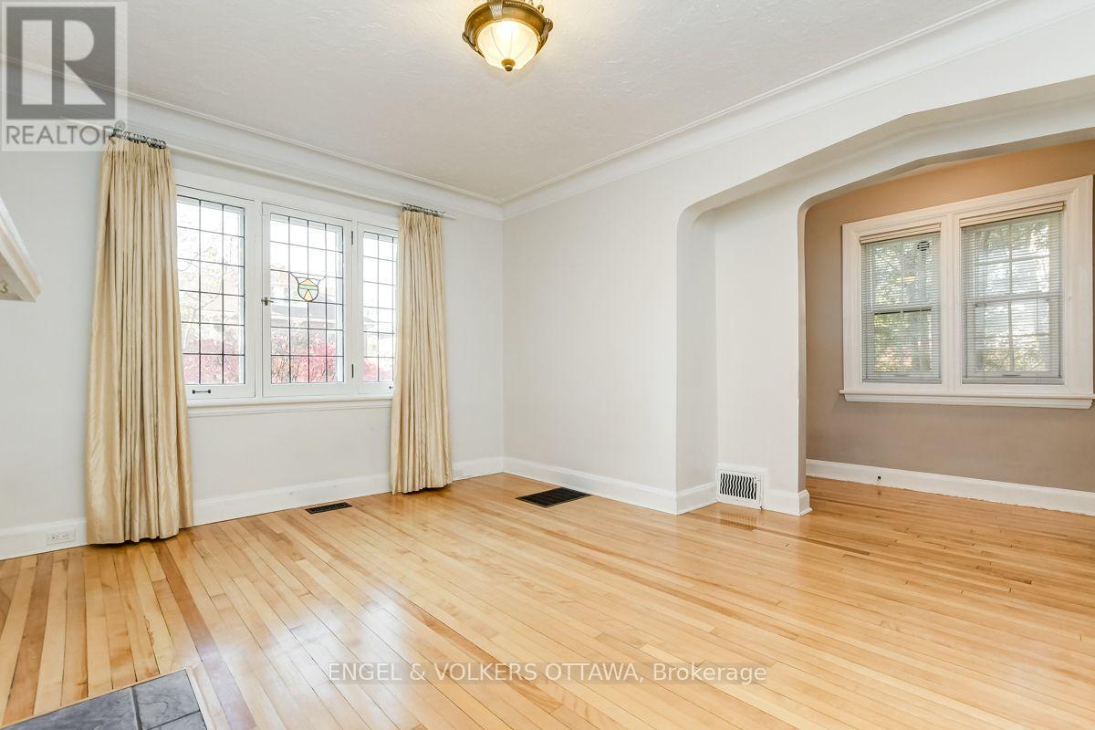 475 Golden Avenue, Ottawa, Ontario  K2A 2E4 - Photo 6 - X13695488