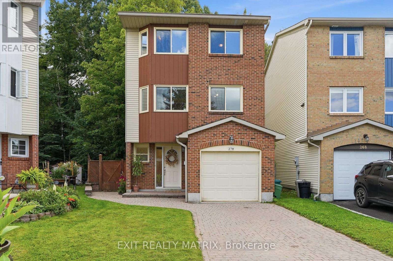 270 FERNLEAF CRESCENT, Ottawa, Ontario
