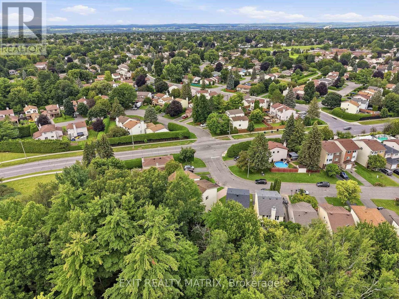 270 Fernleaf Crescent, Ottawa, Ontario  K1E 2Z4 - Photo 35 - X13695498