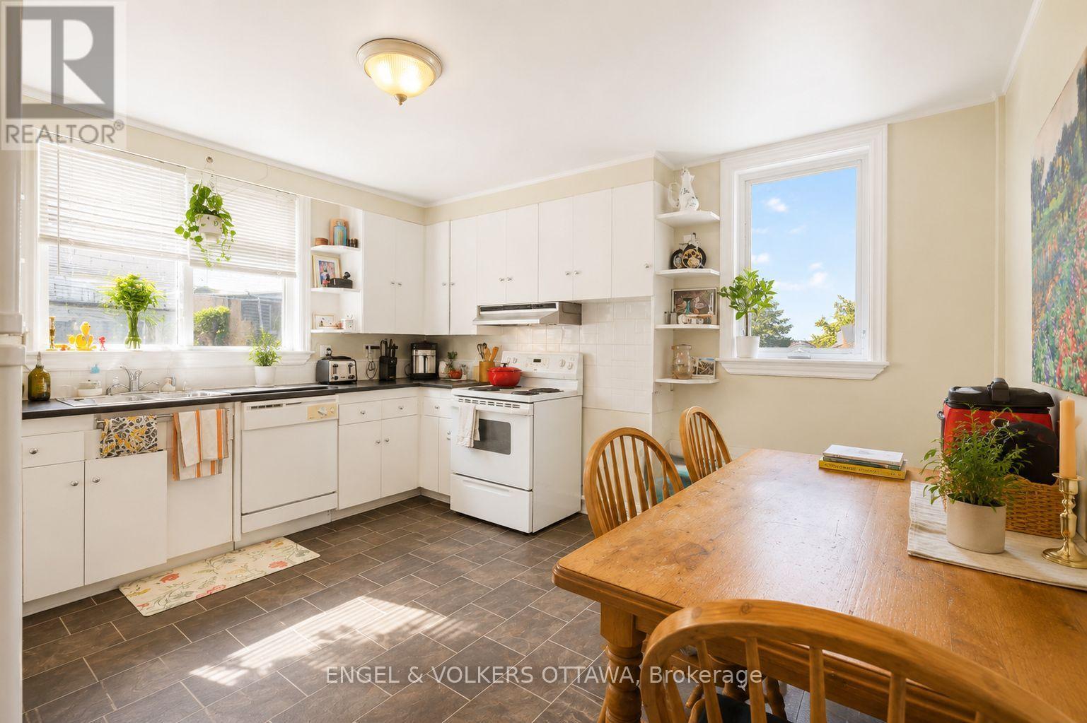 520 Hilson Avenue, Ottawa, Ontario  K1Z 6C8 - Photo 8 - X13695504