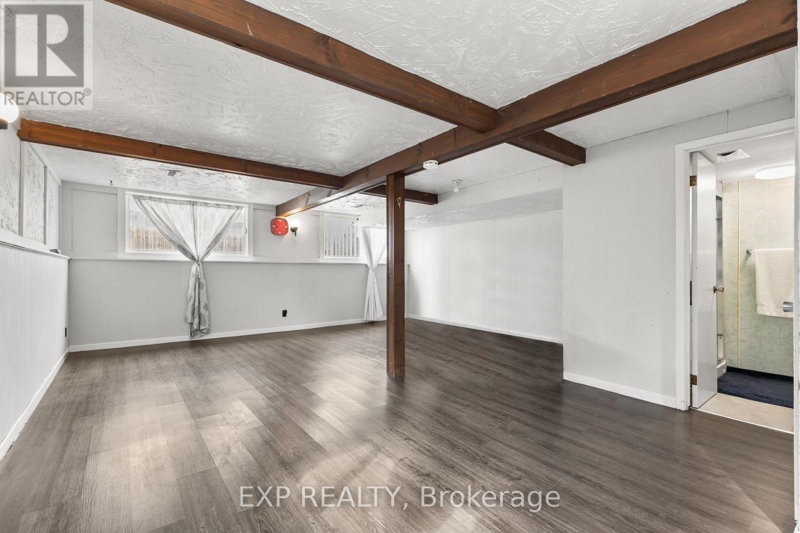 20 Canterbury Drive, St. Catharines, Ontario  L2P 3M7 - Photo 10 - X13695384