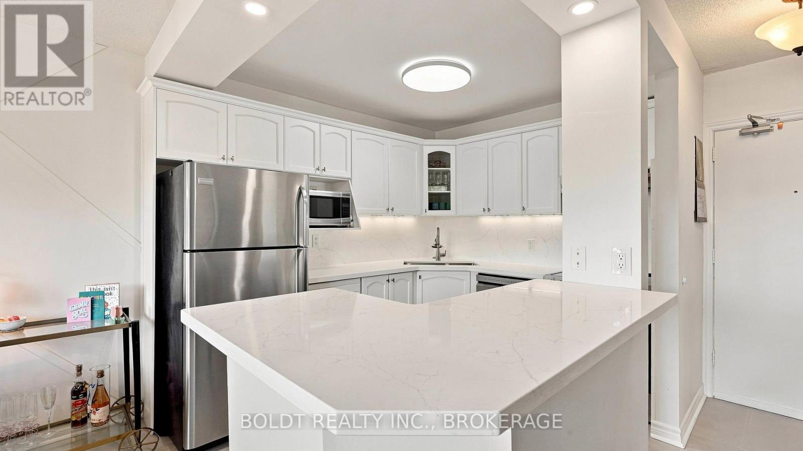 307 - 264 Oakdale Avenue, St. Catharines, Ontario  L2P 2K4 - Photo 12 - X13695392