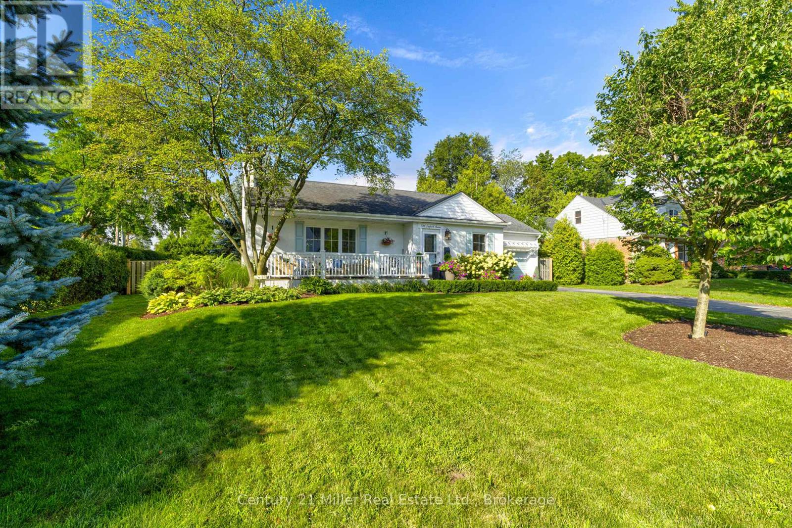 934 Danforth Avenue, Burlington, Ontario  L7T 1S8 - Photo 40 - W13695368