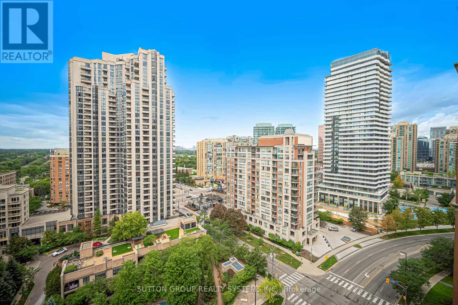2007 - 18 Sommerset Way, Toronto, Ontario  M2N 6X5 - Photo 13 - C13695362