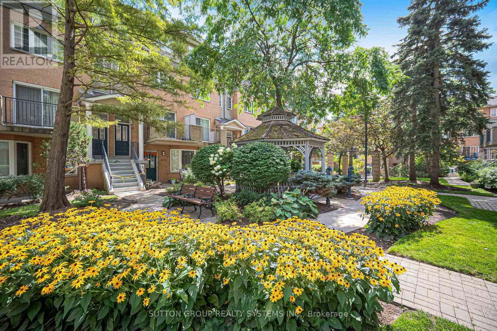 2007 - 18 Sommerset Way, Toronto, Ontario  M2N 6X5 - Photo 35 - C13695362