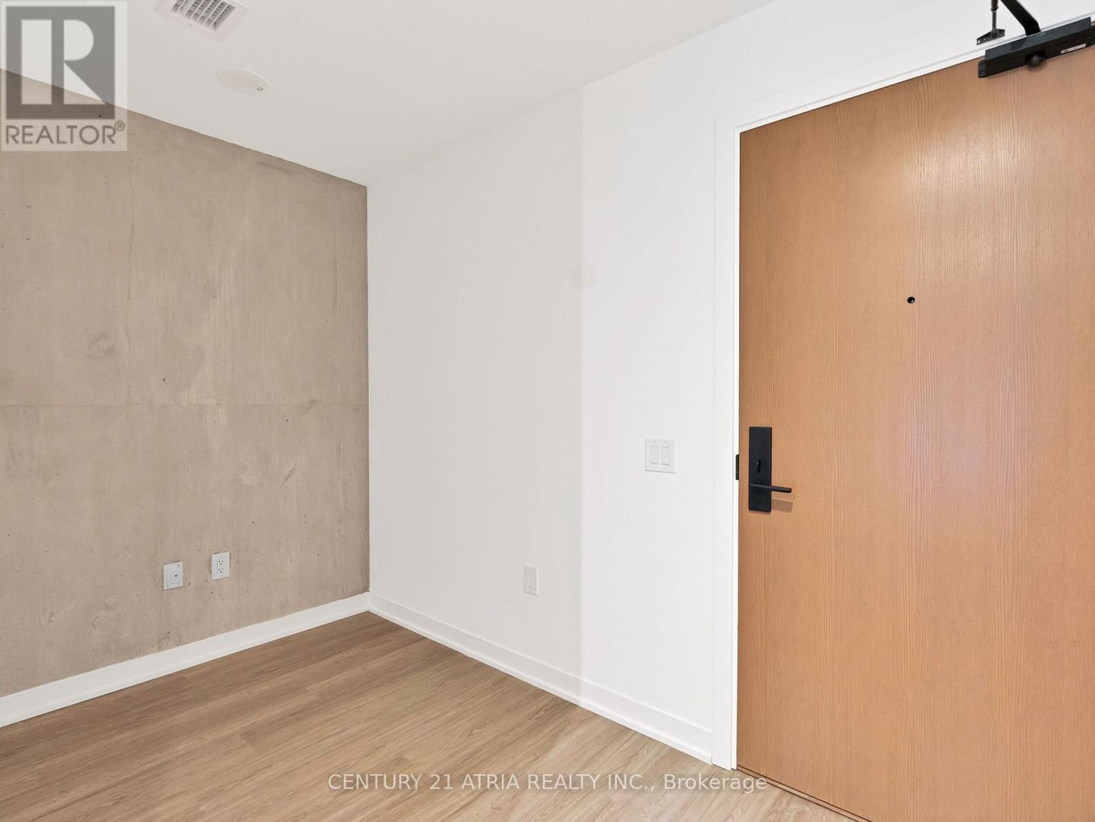 716 - 195 Mccaul Street, Toronto, Ontario  M5T 1W6 - Photo 3 - C13695366