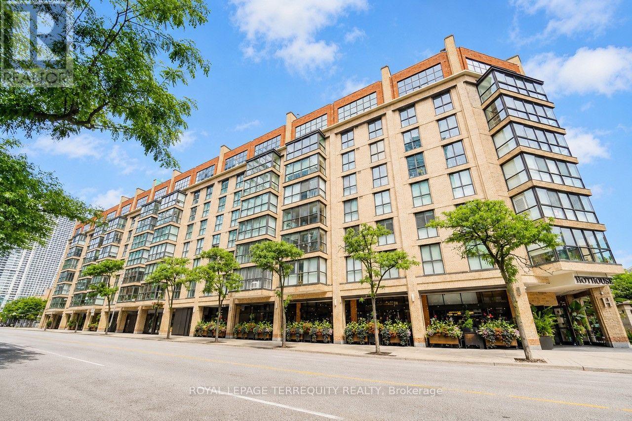 208 - 35 CHURCH STREET, Toronto, Ontario