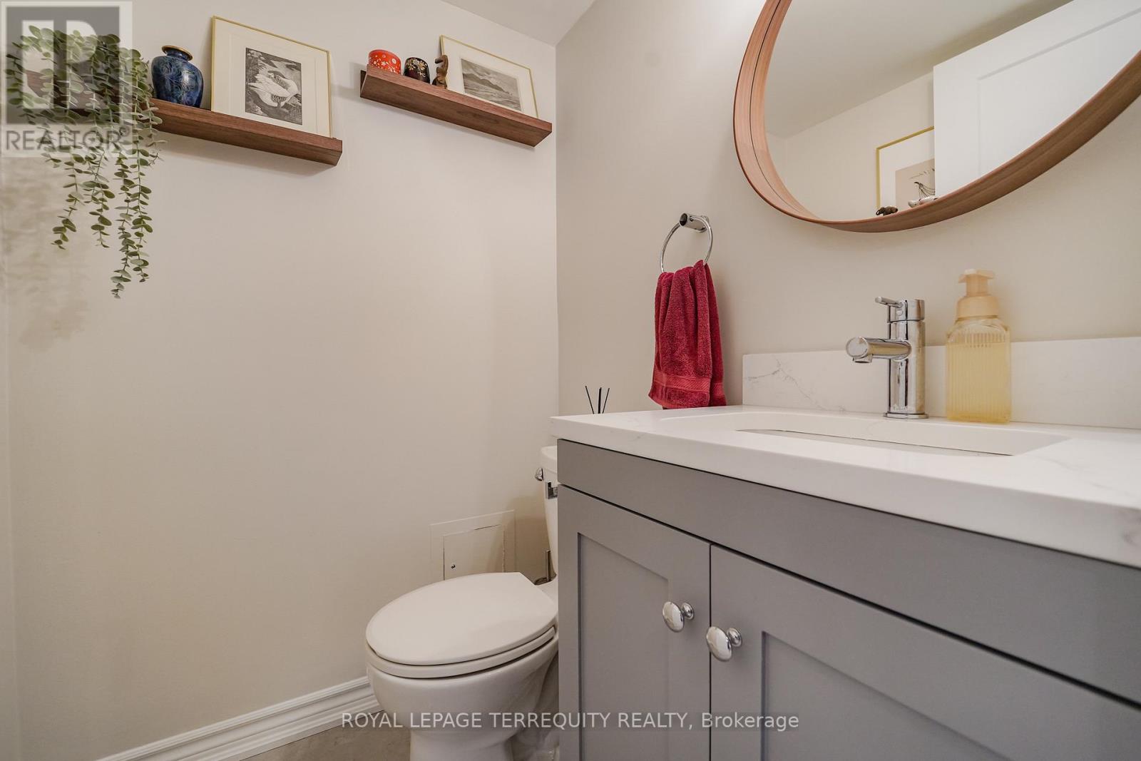 208 - 35 Church Street, Toronto, Ontario  M5E 1T3 - Photo 19 - C13695380