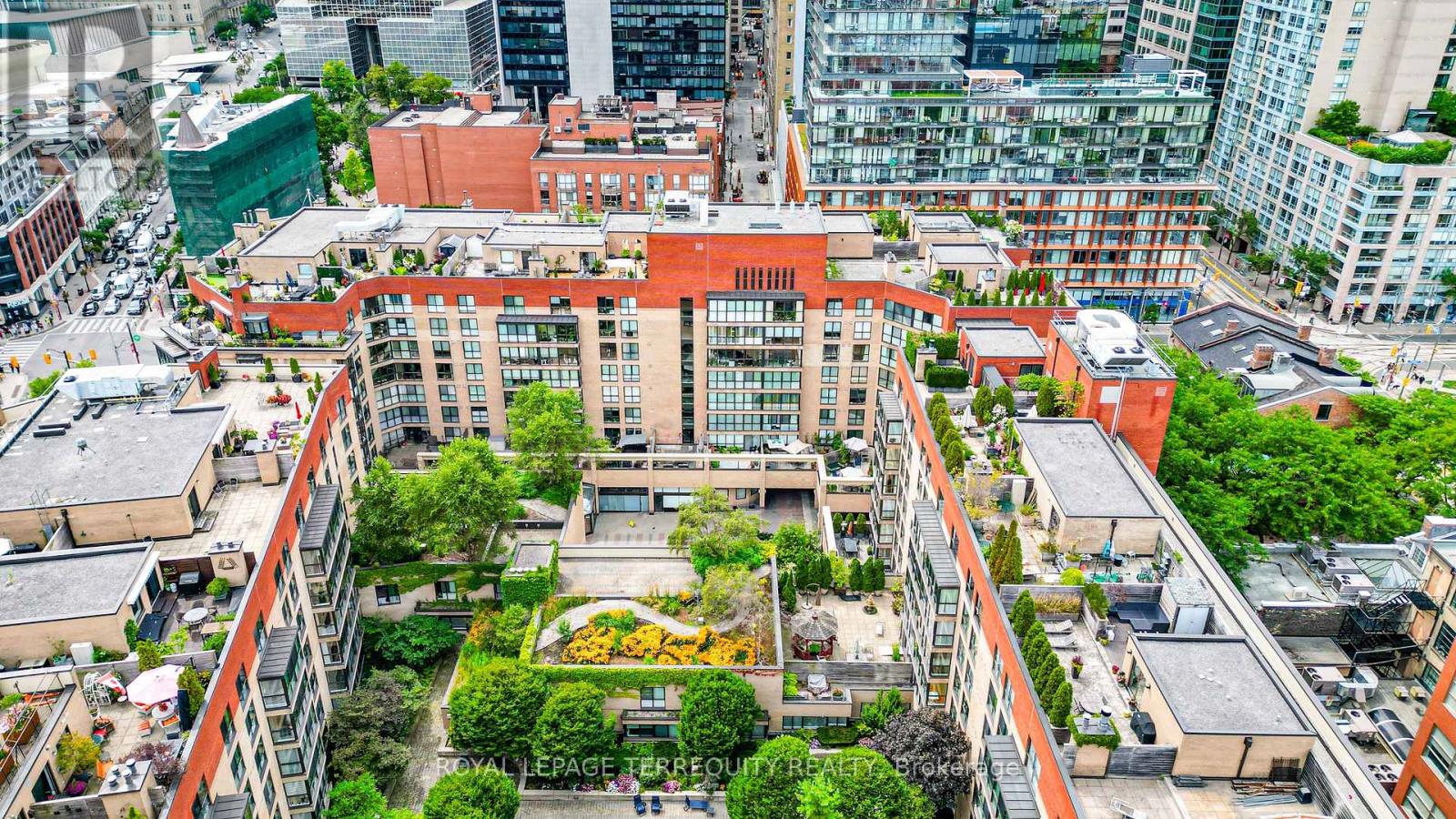 208 - 35 Church Street, Toronto, Ontario  M5E 1T3 - Photo 30 - C13695380