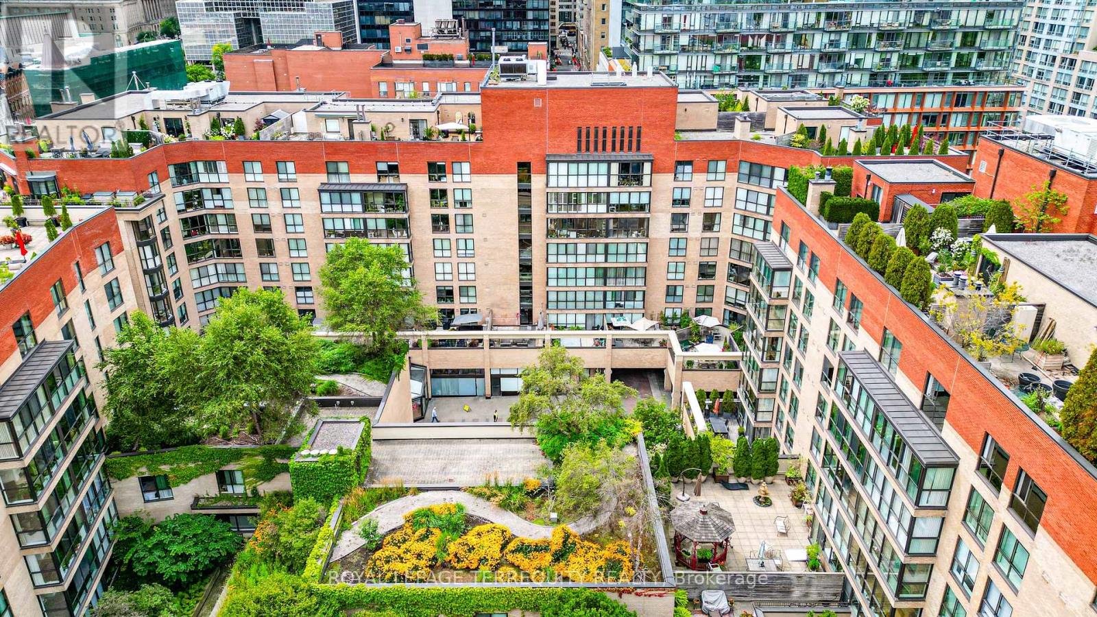 208 - 35 Church Street, Toronto, Ontario  M5E 1T3 - Photo 31 - C13695380