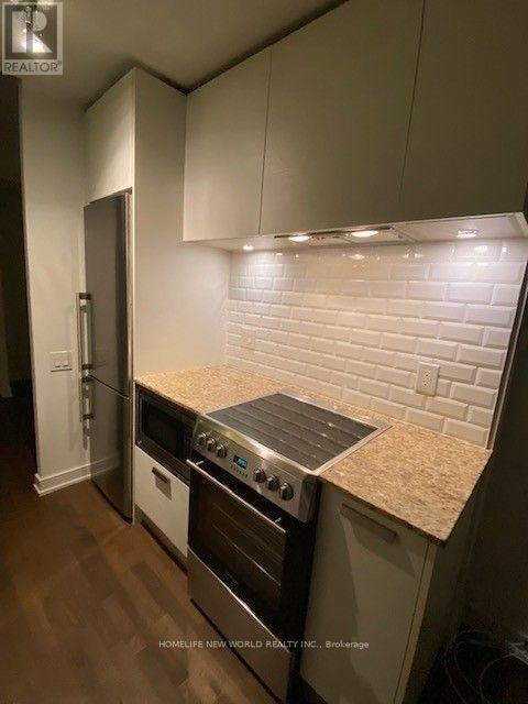 706 - 57 St Joseph Street, Toronto, Ontario  M5S 0C5 - Photo 3 - C13695404