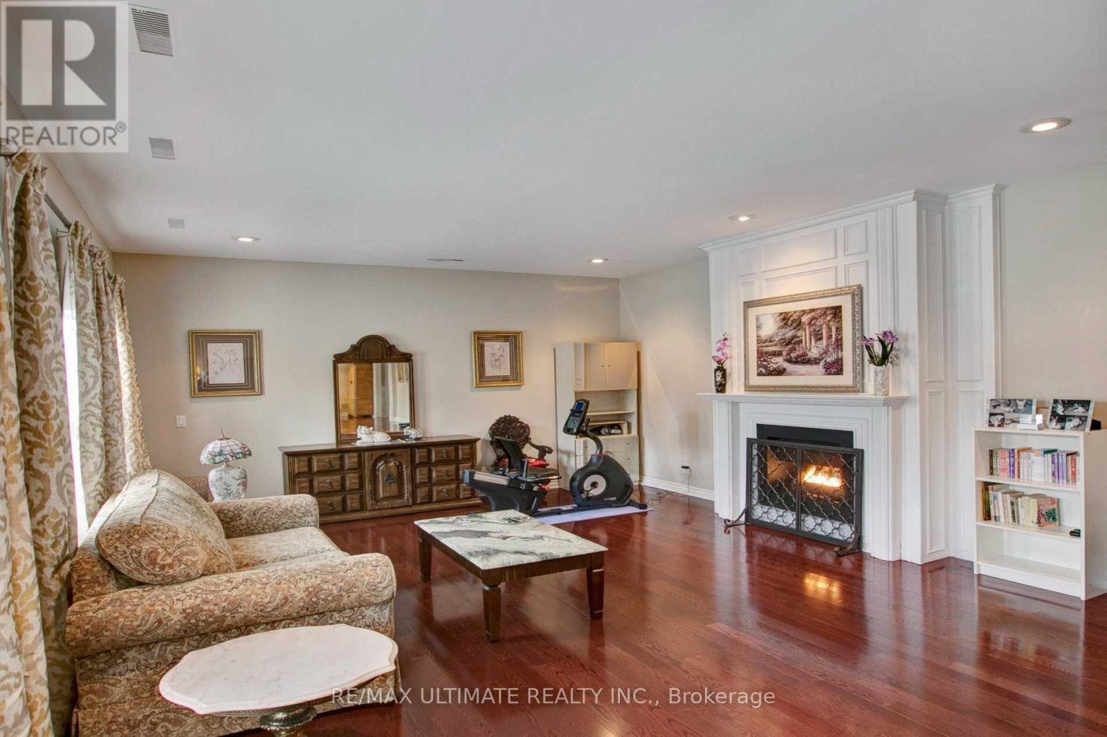 1 Versailles Court, Toronto, Ontario  M3B 2A8 - Photo 16 - C13695468