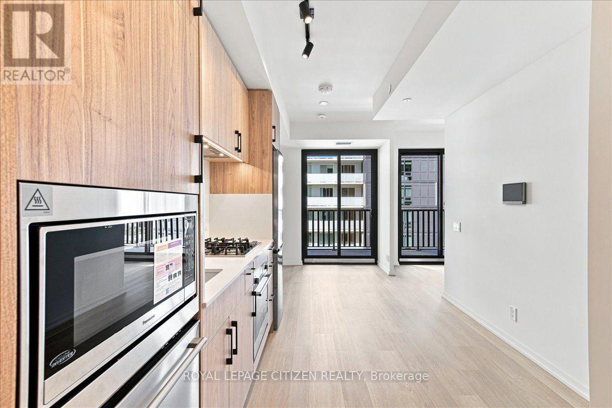 1410 - 109 Erskine Avenue, Toronto, Ontario  M4P 0G8 - Photo 6 - C13695506