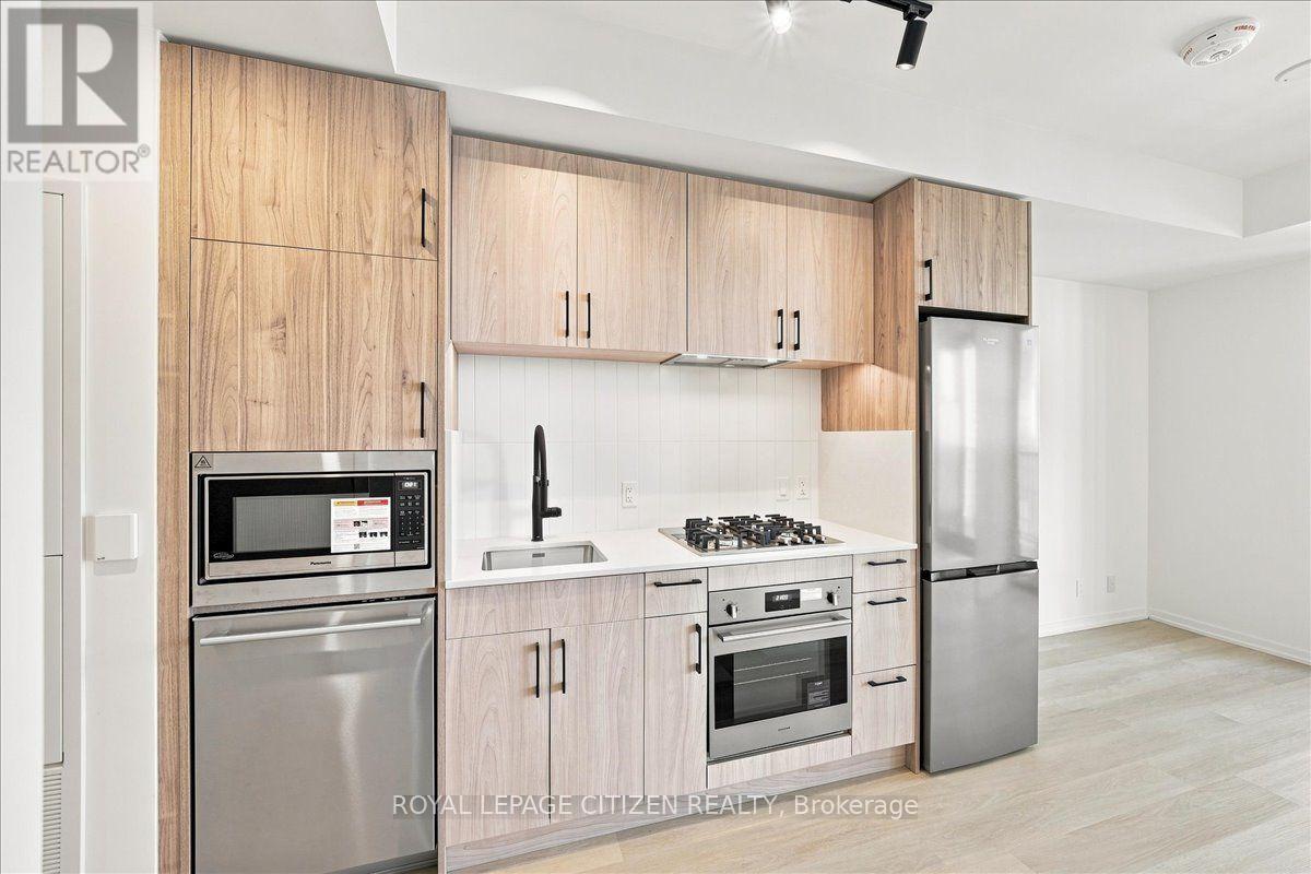 1410 - 109 Erskine Avenue, Toronto, Ontario  M4P 0G8 - Photo 8 - C13695506