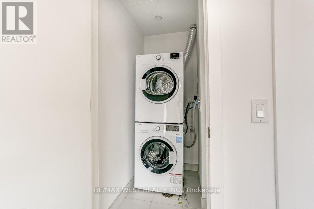 2808 - 100 Queen Street E, Toronto, Ontario  M5C 0B5 - Photo 15 - C13695510
