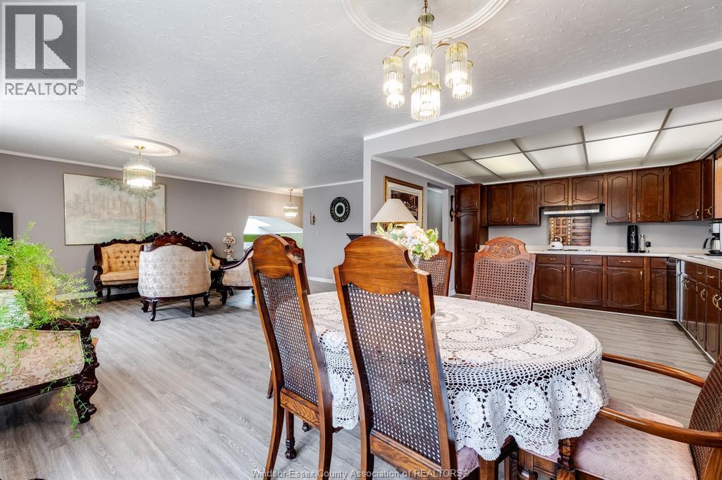 37 Elizabeth Crescent, Leamington, Ontario  N8H 4Y4 - Photo 6 - 26020343