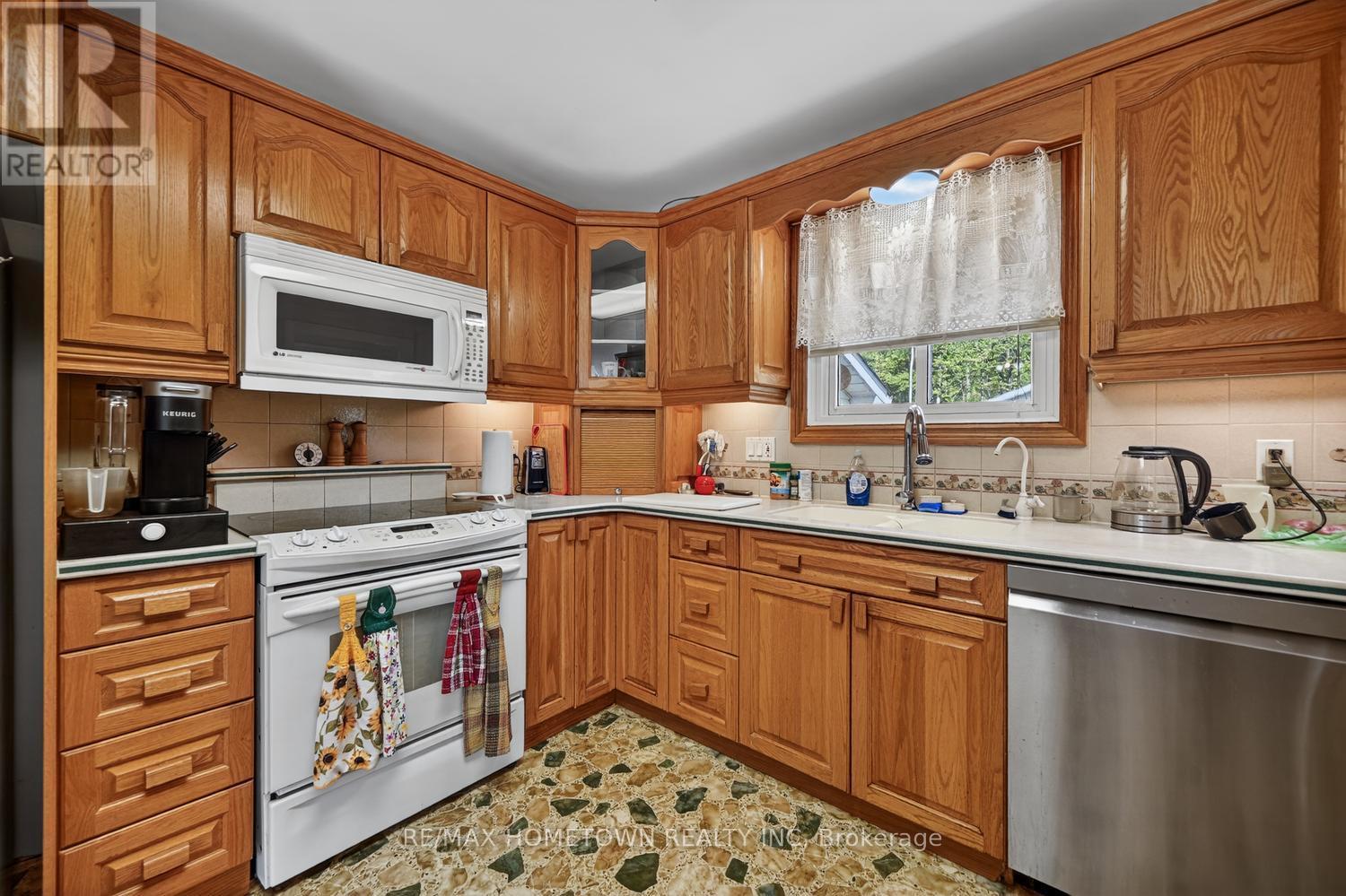 1404 Hallecks Road E, Elizabethtown-Kitley, Ontario  K6V 5T3 - Photo 11 - X13695348