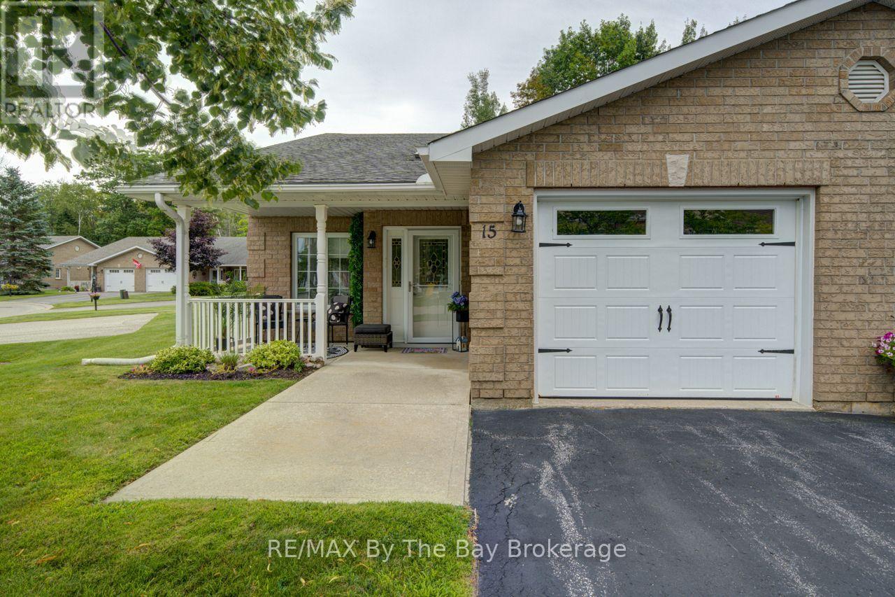 15 Meadow Lane, Wasaga Beach, Ontario  L9Z 2P2 - Photo 5 - S13695462