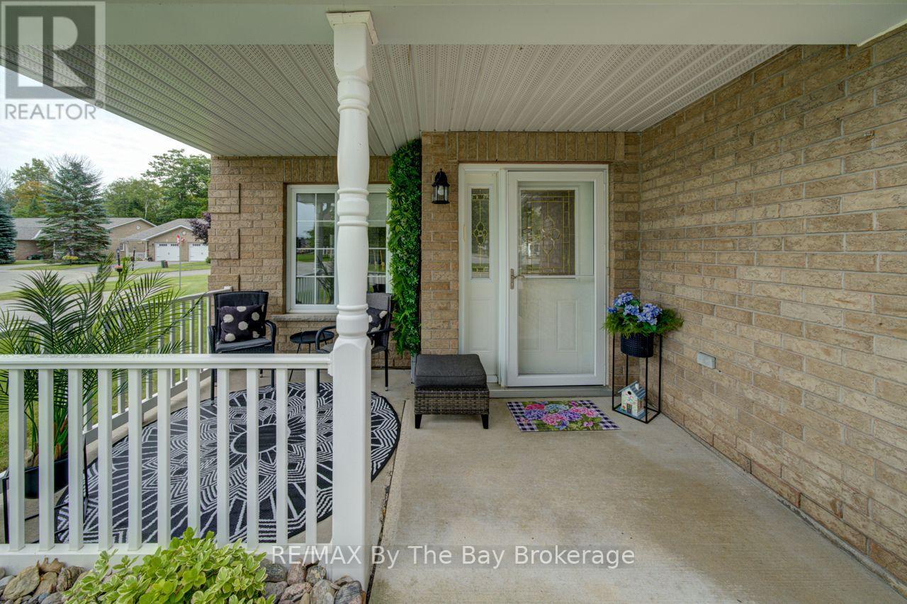 15 Meadow Lane, Wasaga Beach, Ontario  L9Z 2P2 - Photo 9 - S13695462