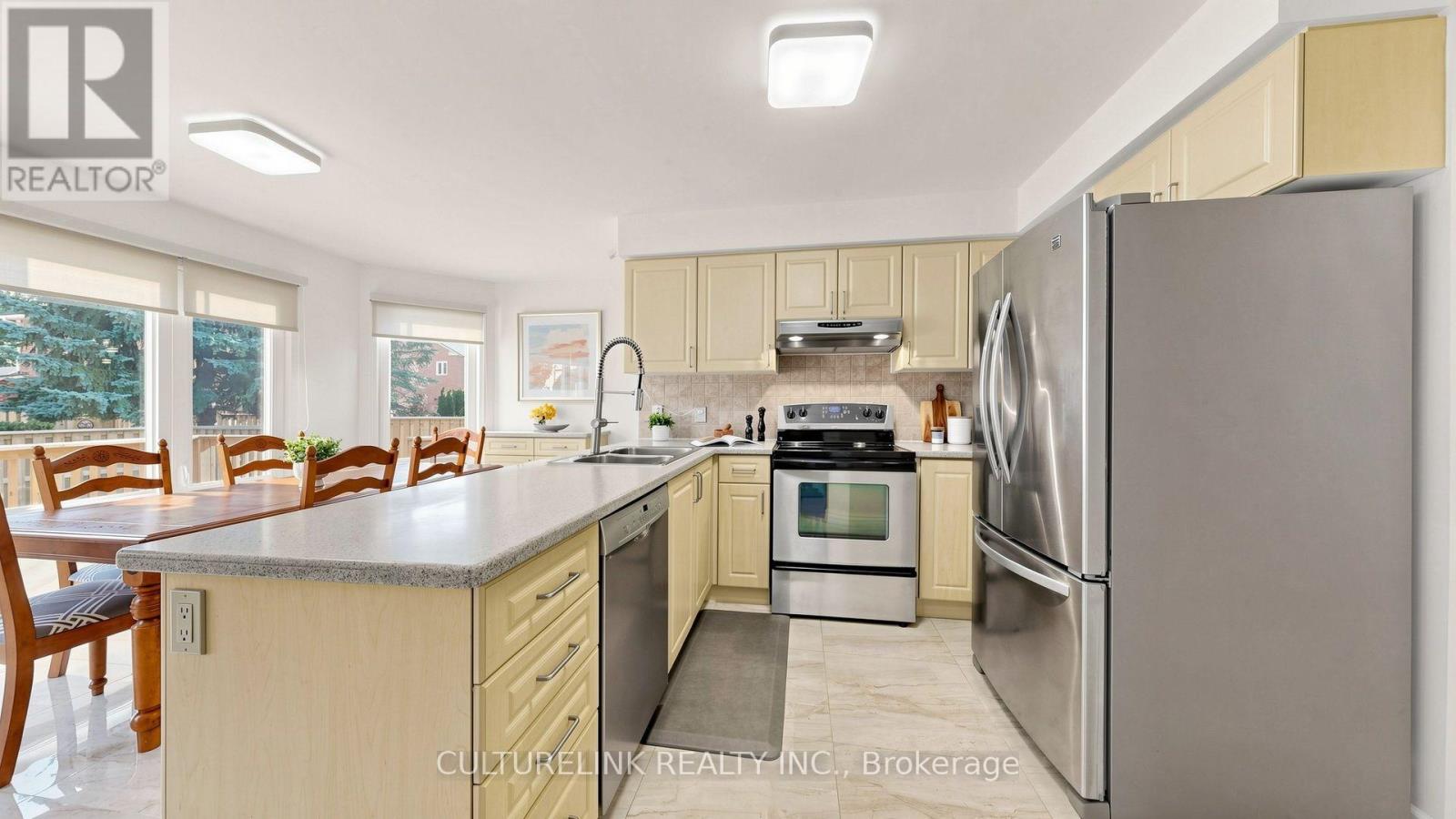 87 Morrison Crescent, Markham, Ontario  L3R 9K9 - Photo 10 - N13695356