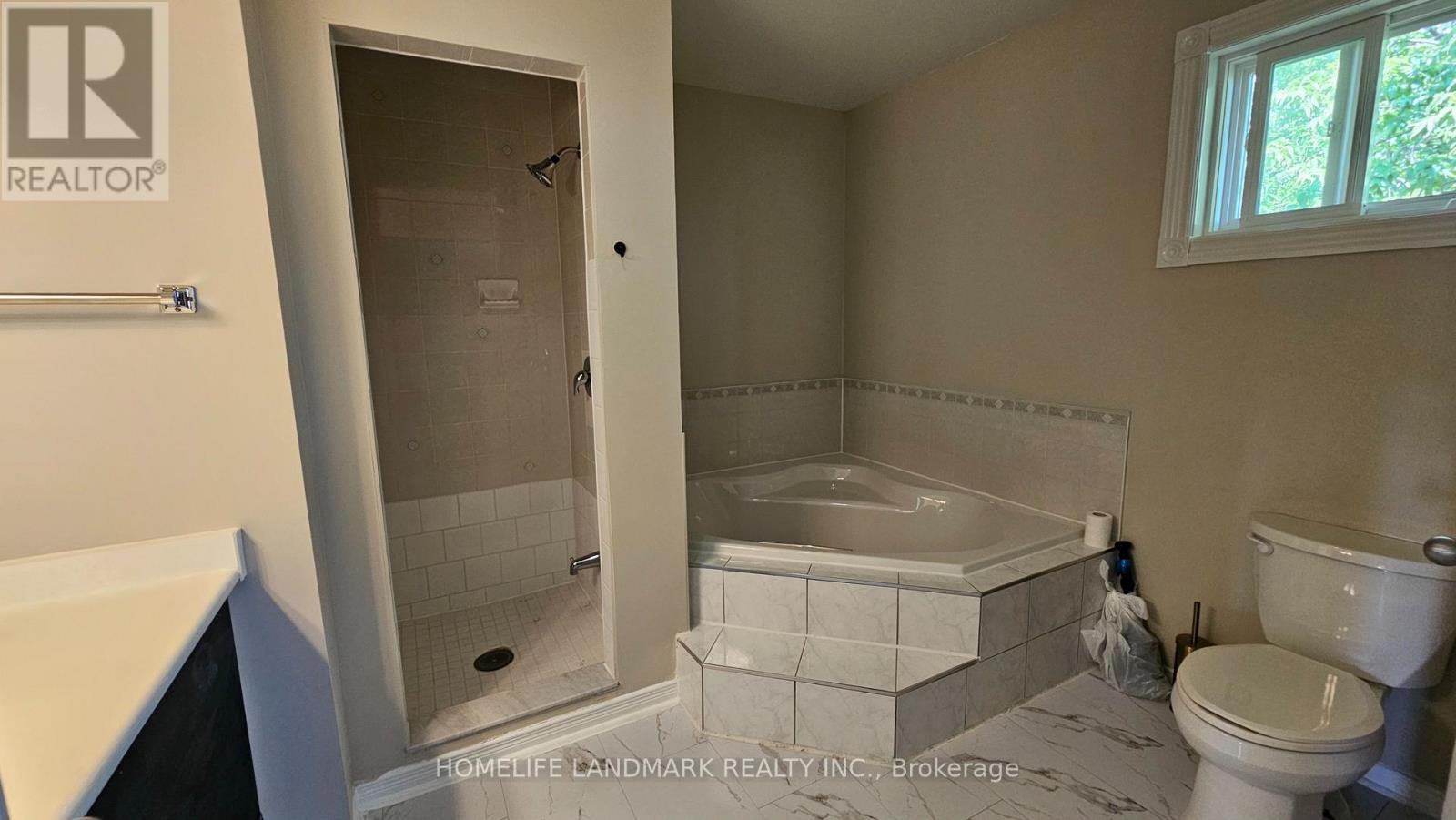 93 Yorkland Street, Richmond Hill (Devonsleigh), Ontario  L4C 9Z5 - Photo 27 - N13695364