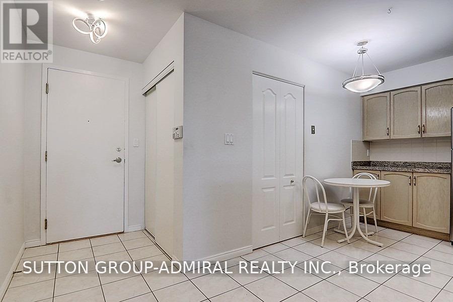 202 - 850 Steeles Avenue W, Vaughan (Lakeview Estates), Ontario  L4J 8E7 - Photo 6 - N13695406