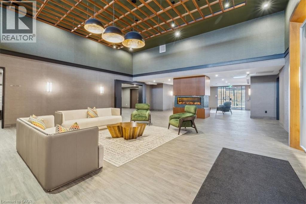 450 DUNDAS Street E Unit# 115