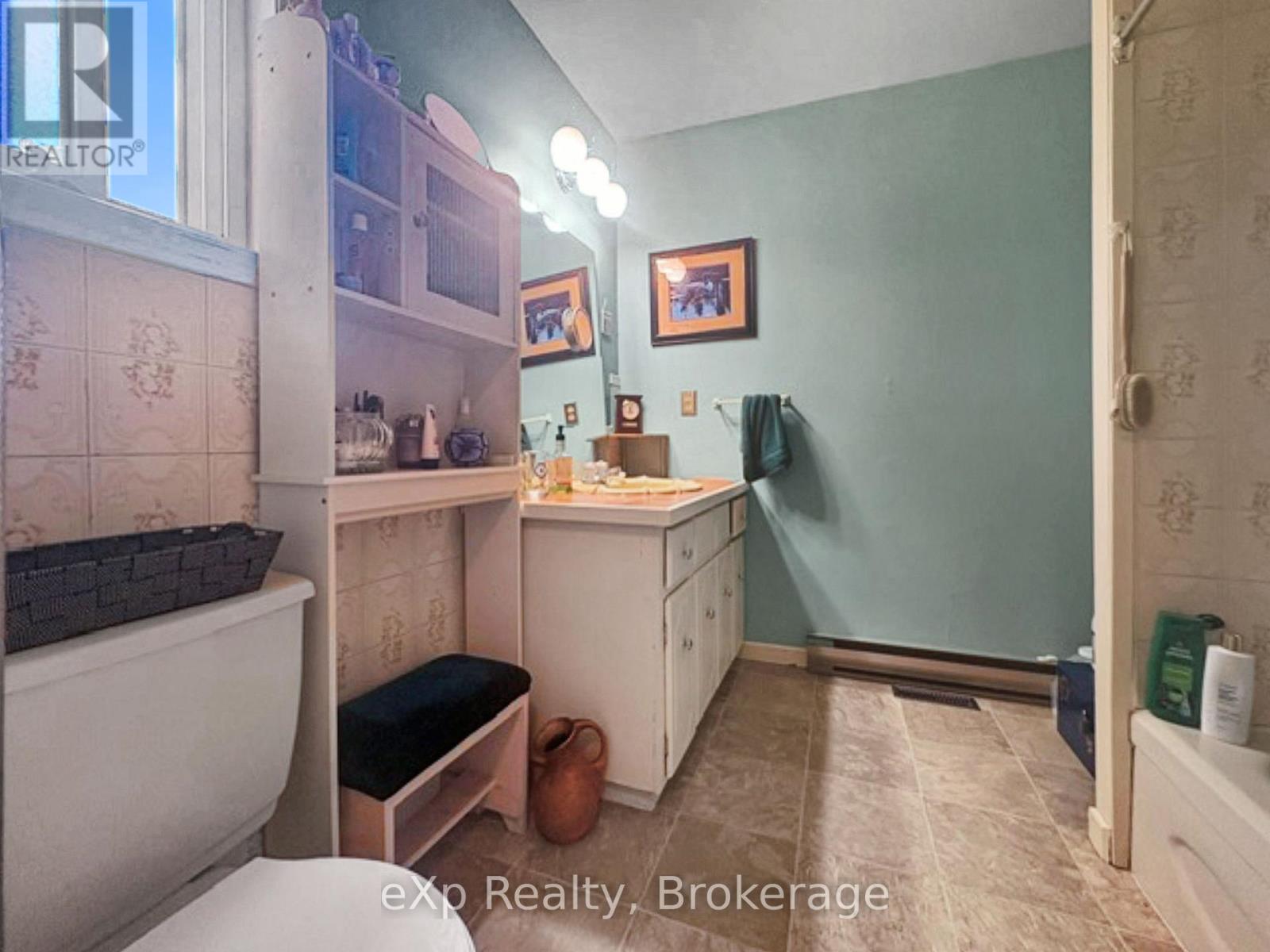 42094 Salem Road, Morris Turnberry (Turnberry), Ontario  N0G 2W0 - Photo 24 - X13695342