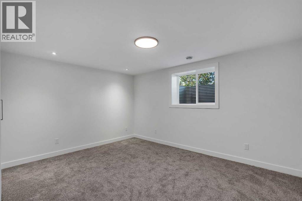 10704 Oakfield Drive Sw, Calgary, Alberta  T2W 2C9 - Photo 39 - A2318625