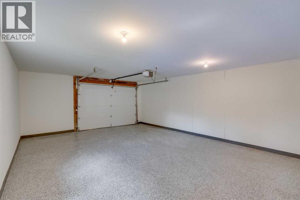 10704 Oakfield Drive Sw, Calgary, Alberta  T2W 2C9 - Photo 42 - A2318625