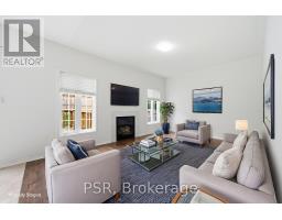 774 MCCUE DRIVE, Oshawa, Ontario