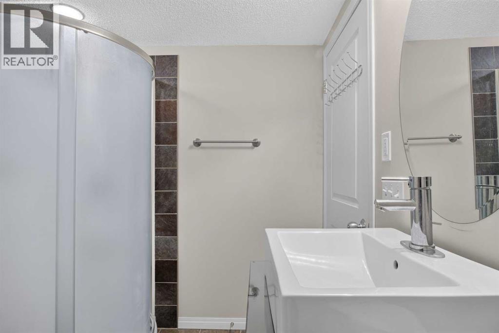 116 Panora Close NW, Calgary, Alberta T3K 0G4 - Photo 41 - A2321370