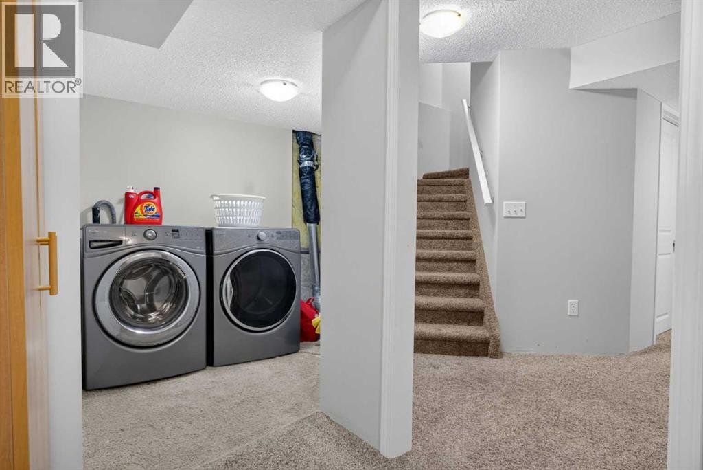 116 Panora Close NW, Calgary, Alberta T3K 0G4 - Photo 38 - A2321370