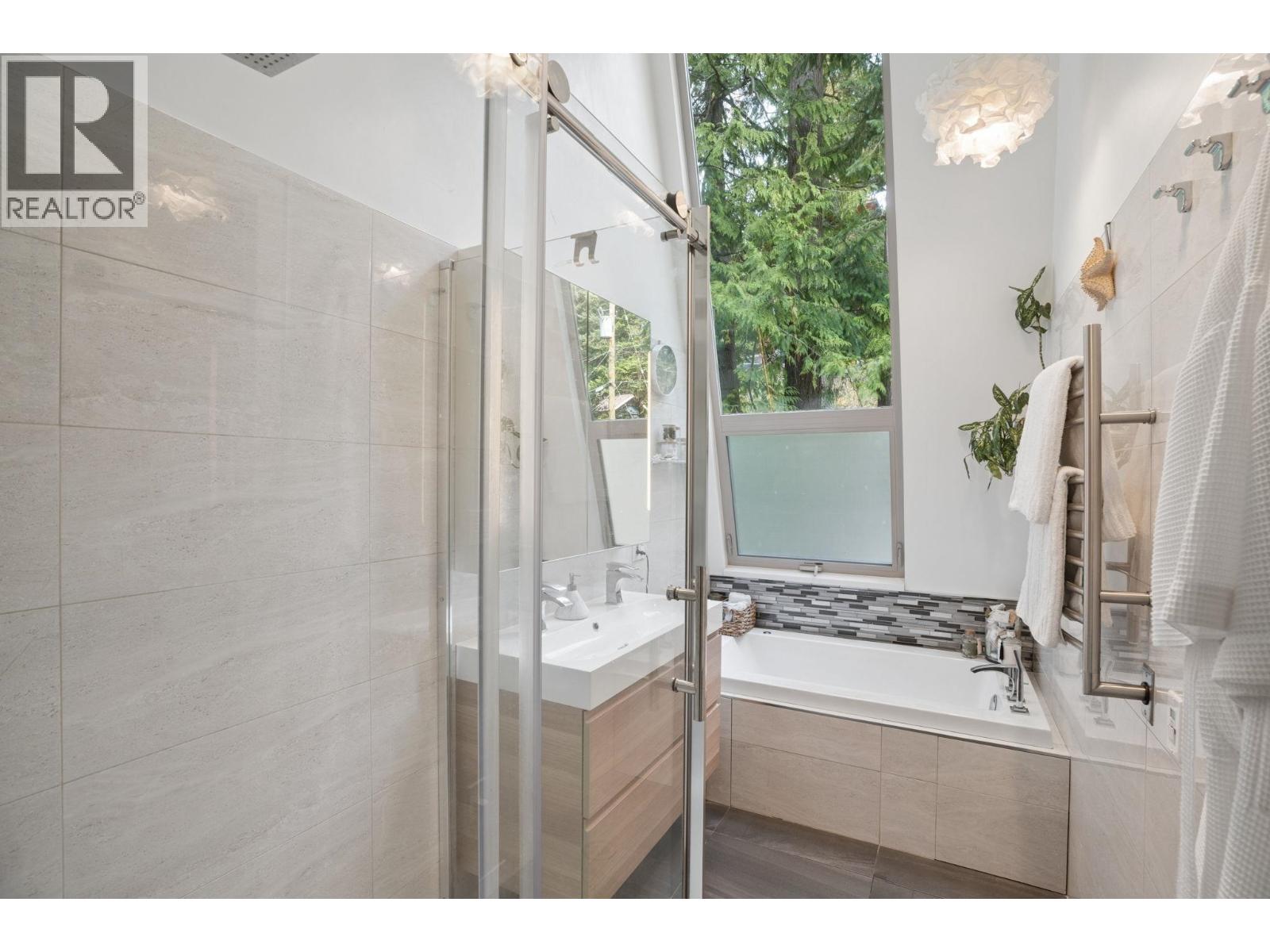 5781 Cranley Drive, West Vancouver, British Columbia  V7W 1T1 - Photo 28 - R3157123