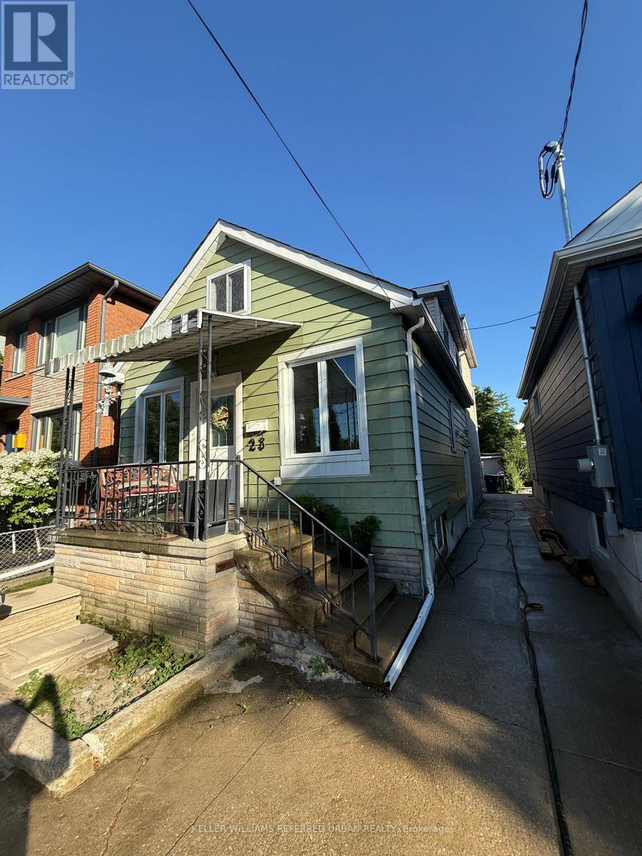 Bsmt - 23 Algoma Street, Toronto, Ontario  M8Y 1C2 - Photo 16 - W13695376