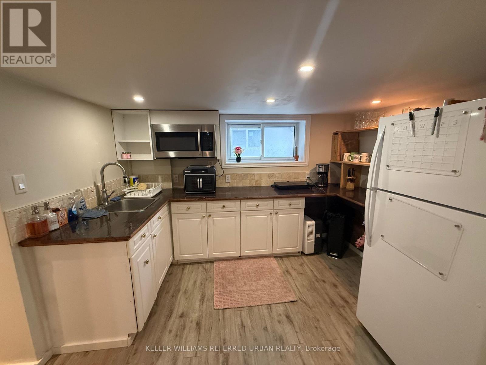 Bsmt - 23 Algoma Street, Toronto, Ontario  M8Y 1C2 - Photo 3 - W13695376