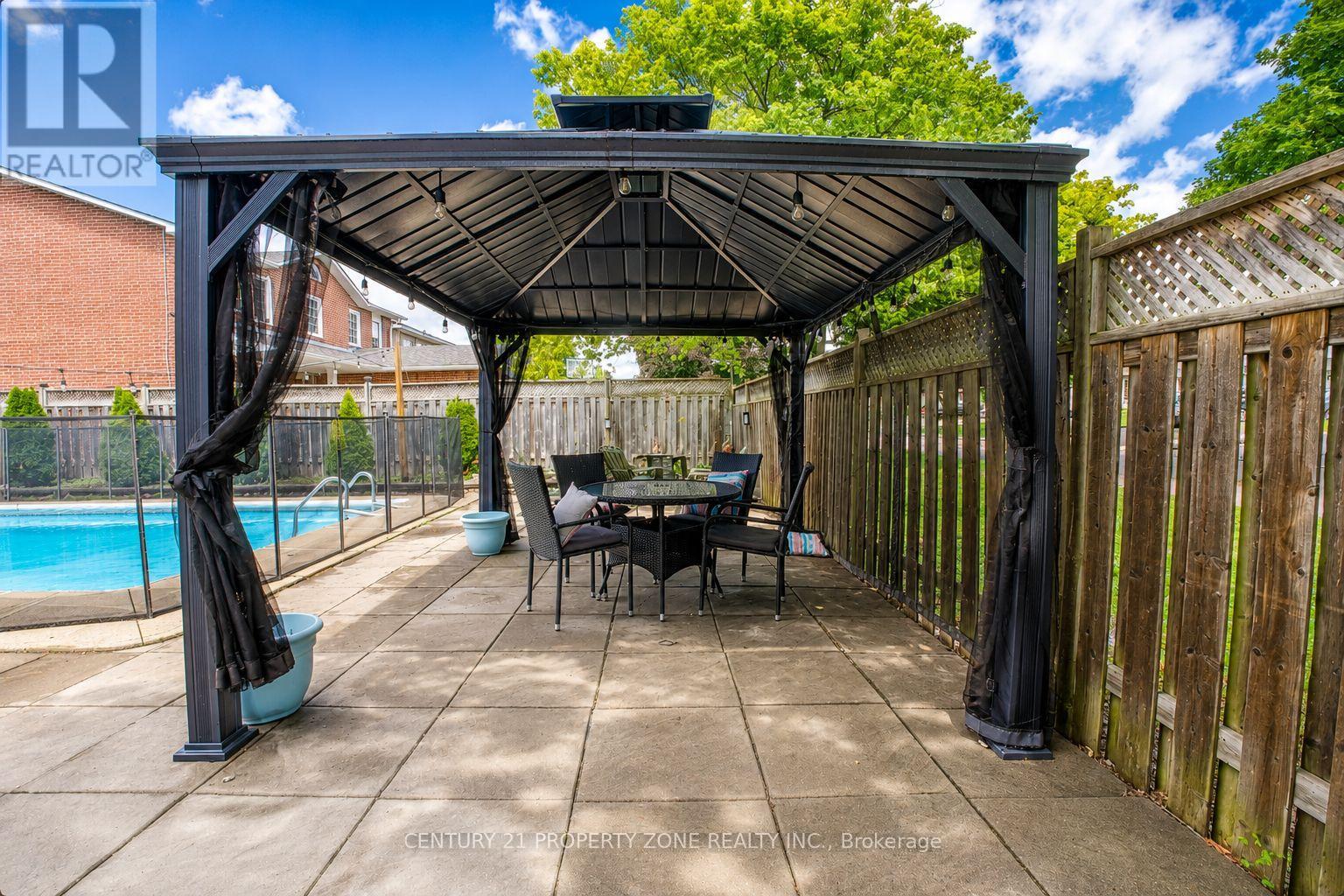 27 Madrid Crescent N, Brampton, Ontario  L6S 2X5 - Photo 33 - W13695444