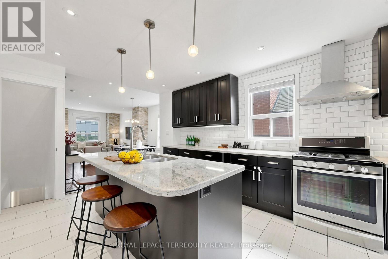 150 Osler Street, Toronto, Ontario  M6N 2Y8 - Photo 11 - W13695454