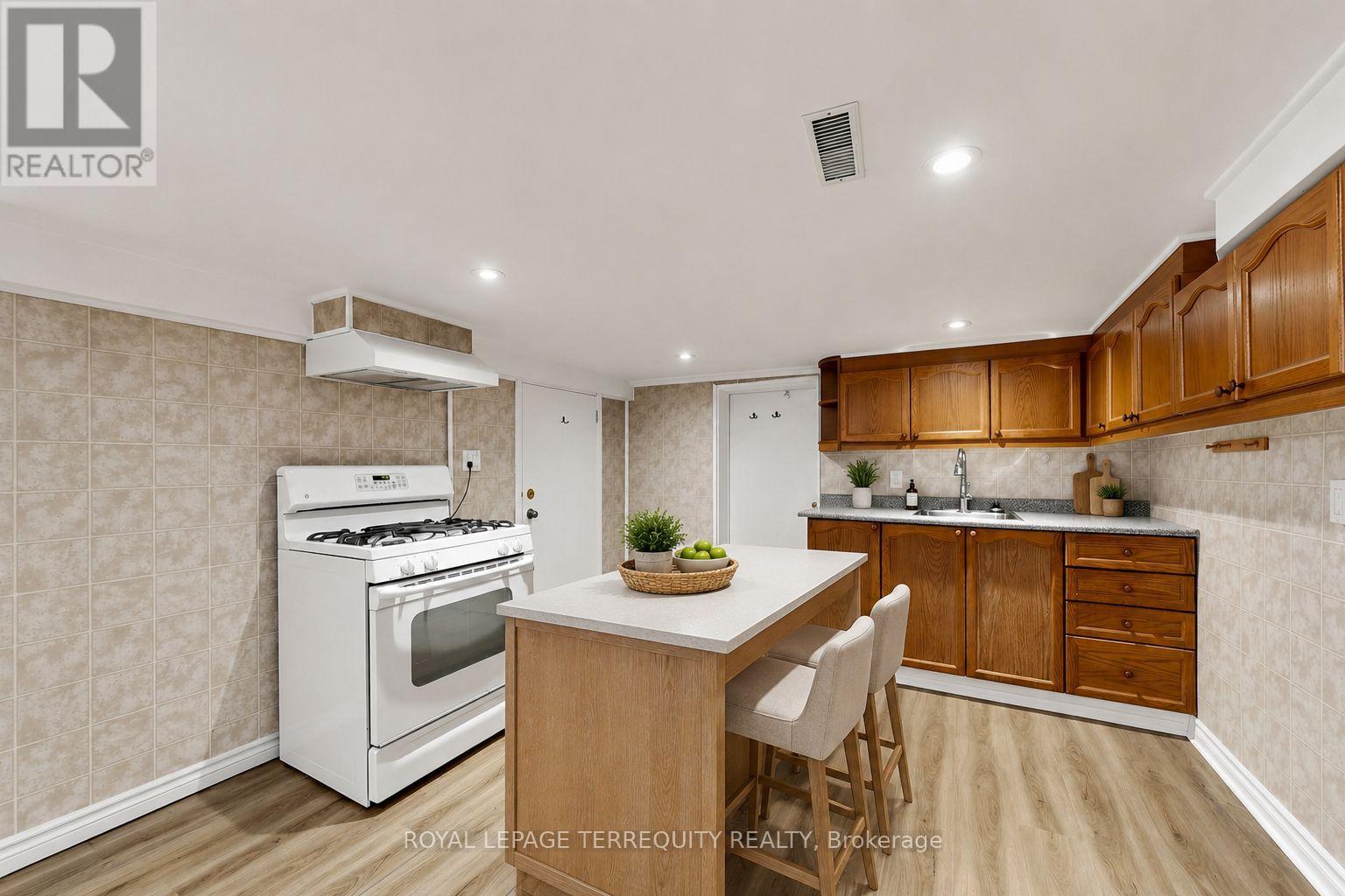 150 Osler Street, Toronto, Ontario  M6N 2Y8 - Photo 27 - W13695454